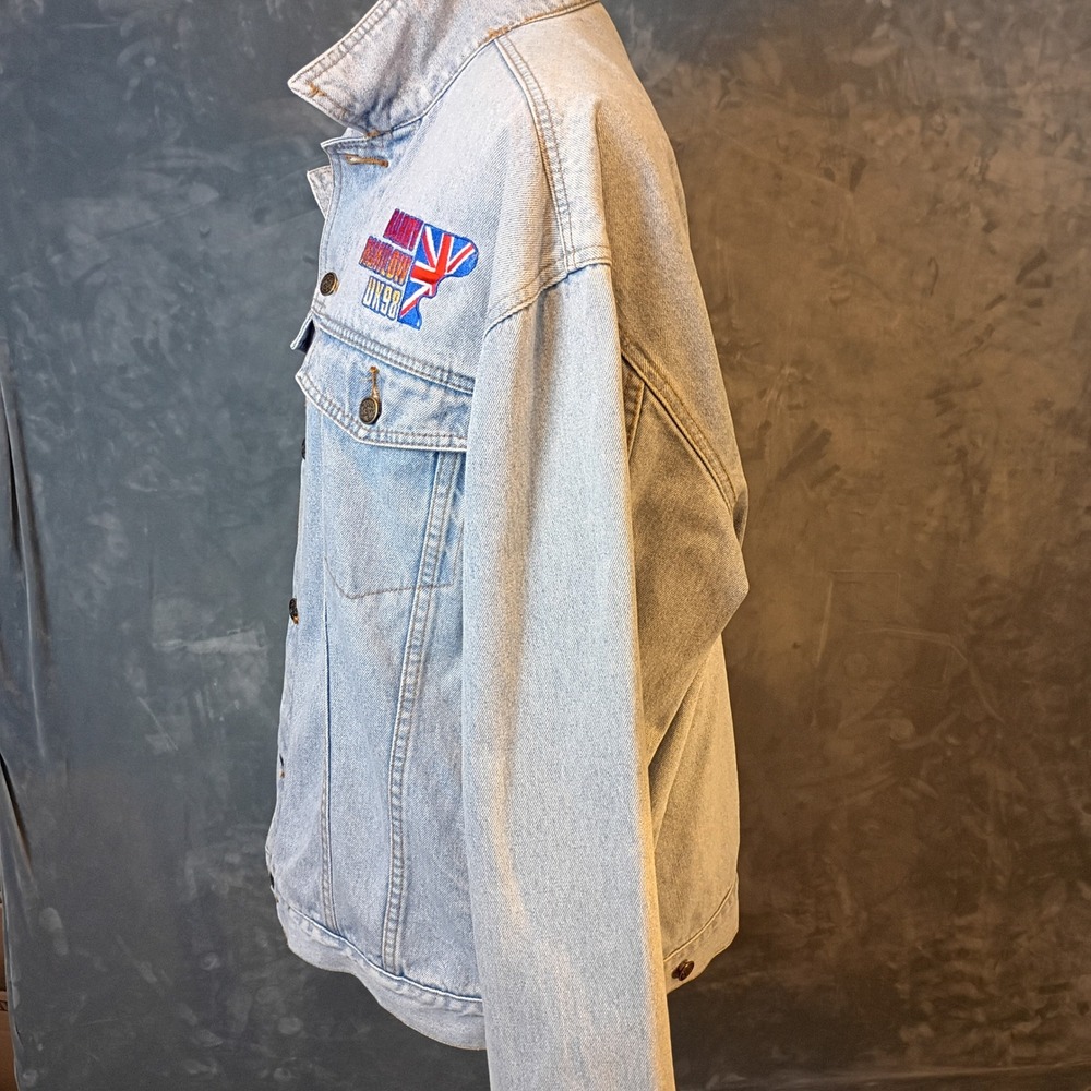 Vintage Barry Manilow UK 98 Tour Denim Jacket Light Wash Mens XL Concert Merch - Picture 3 of 7